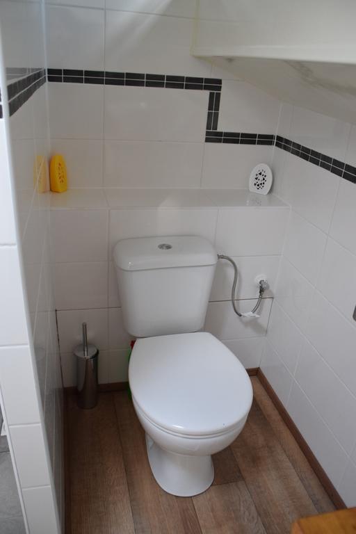 Boat-Apartment Rotterdam Fokkelina ภายนอก รูปภาพ
